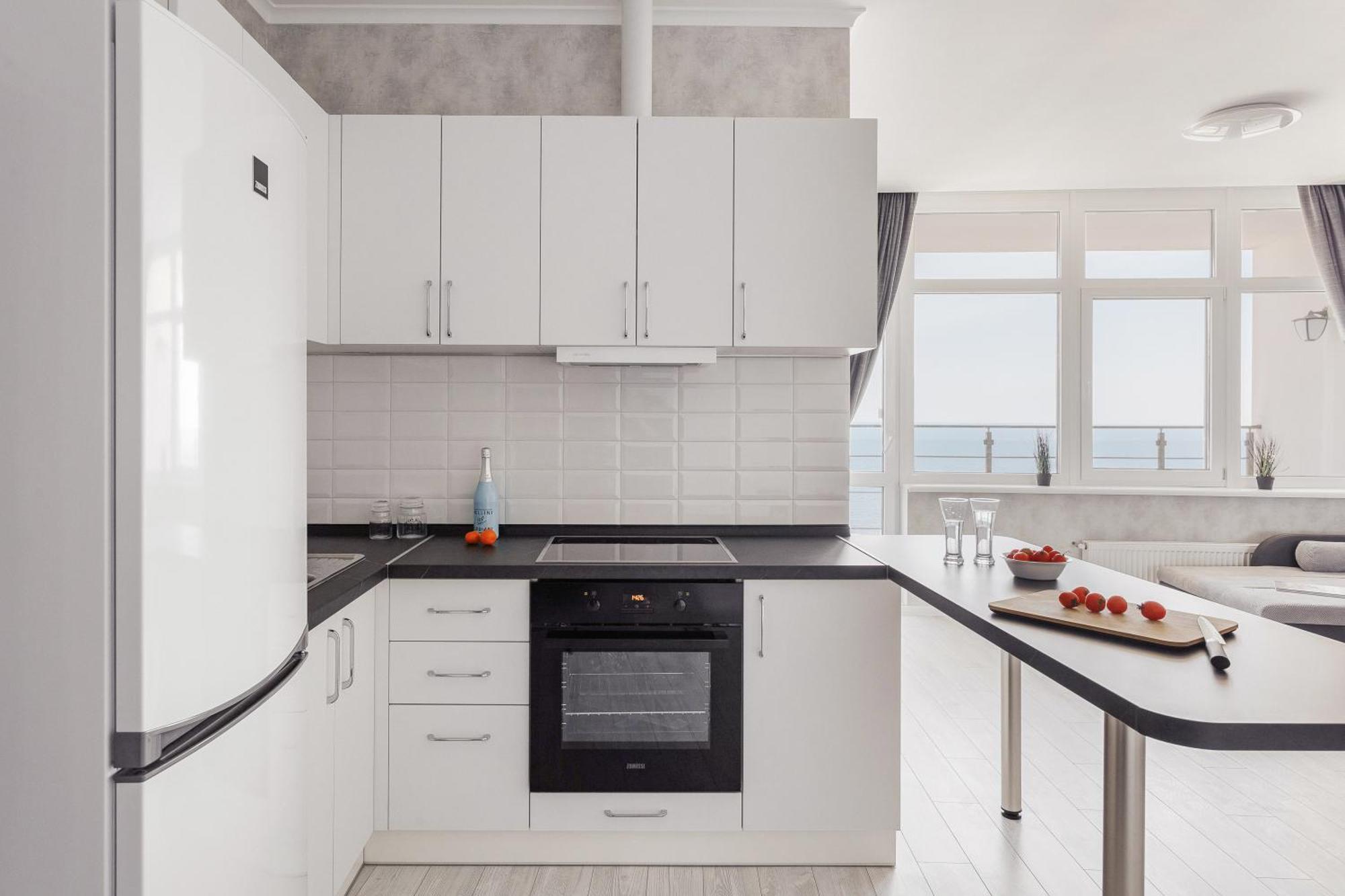 Sea & Sky Apartments Odesa Room photo