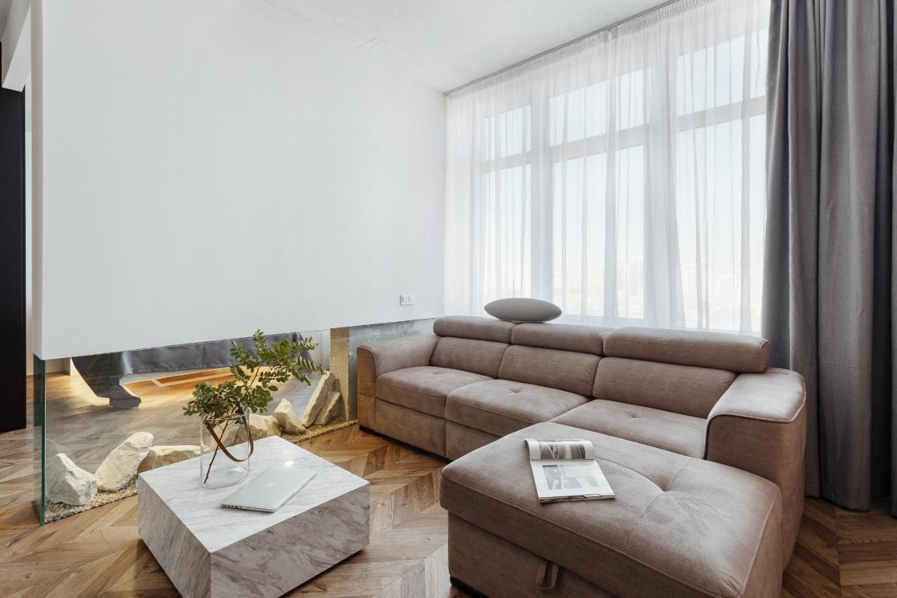 Sea & Sky Apartments Odesa Exterior photo